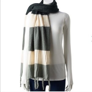 Sonoma scarf for winter with noodle fringe